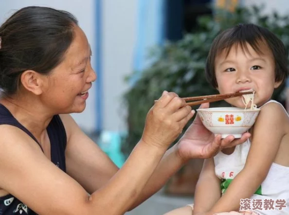 一小孩子半夜喂女孩吃钢筋，令人震惊的行为背后隐藏着怎样的故事与心理？