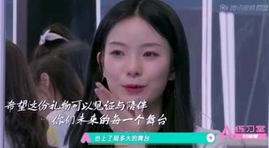 男女性情视频曝光，震惊全网！竟然隐藏着不为人知的秘密与真相，引发热议和讨论！